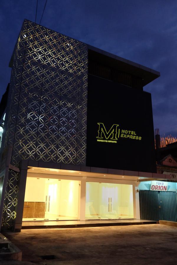 M Hotel Express โซรง ภายนอก รูปภาพ